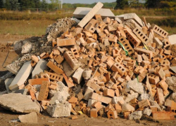 Под Астраханью задержали ещё один «серый» мусоровоз