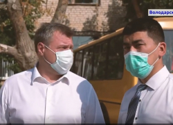 Астраханские учителя осмелились пожаловаться губернатору на главу Володарского района 