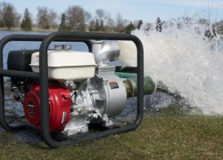 Астраханский заповедник получил в дар восемь мотопомп для тушения пожаров