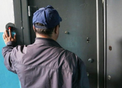 Астраханцев предупреждают о фальшивых газовщиках и поддельных квитанциях