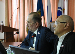 Депутаты Городской Думы призывают усилить контроль в сфере строительства