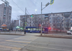 В Астрахани наказали любителей постоять на тротуаре