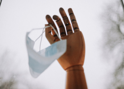 Ещё 252 астраханца заразились COVID-19