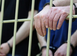 Начальника астраханской ИК и его подчинённых посадят за кражу более миллиона рублей