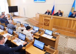 В Астраханской области ввели новые меры поддержки бойцов СВО и многодетных семей