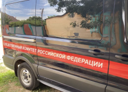 В Астрахани директор фирмы поставлял бракованные перчатки по госконтракту