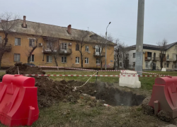 10-летнему астраханцу, упавшему в водопроводную траншею, возместят моральный вред