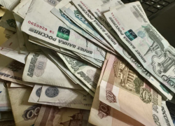 Астраханскому пенсионеру пять лет не выплачивали стоимость аварийного жилья