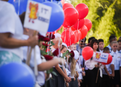 Игорь Мартынов поздравил астраханцев с Днем знаний