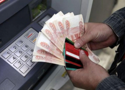 Директора астраханской школы будут судить за взятки с учителей