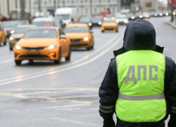 Астраханские такси будут работать по новому закону