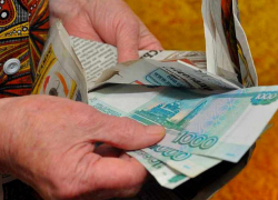 В Астрахани пенсионерка заплатила за ложное ДТП своей знакомой