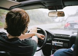 Несовершеннолетние астраханцы подозреваются в угоне двух автомобилей