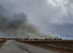 В Астраханской области горит птицефабрика «Владимировская»