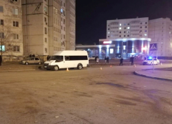 Две астраханки оказались в больнице, после того как маршрутчик помыл машину