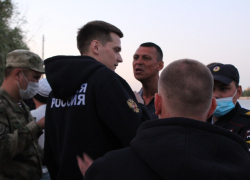 На активистов "Трезвой России" совершили нападение на астраханском пляже