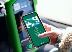 Почти 3 миллиона рублей сэкономили астраханцы, оплачивая проезд картой «Мир» в смартфоне