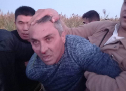Астраханские оперативники задержали разыскиваемого насильника в камышах