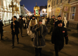 Игорь Мартынов встретил Крещение Господне с астраханцами в храме