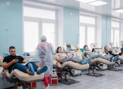 Запасов крови достаточно: среди астраханцев не ищут доноров