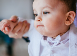 В октябре 12 новорожденных астраханцев нарекли «Защитниками народа»