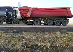 Под Астраханью погиб дальнобойщик из Волгограда 