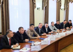 Ветераны СВО изучили важную социальную инфраструктуру Астрахани