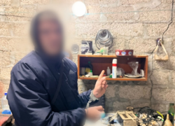 Под Астраханью задержали рецидивиста за сбором конопли