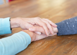 В Астраханской области повышают качество жизни пенсионеров