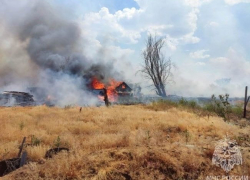 Это поджог: в знаменитом поселке под Астраханью произошел масштабный пожар