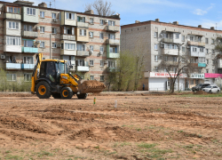 В строящемся астраханском сквере Антикормаш посадят более двух тысяч кустарников