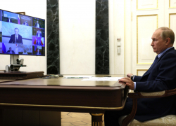 Глава Минтранса рассказал Путину об отставании ремонта дорог в Астраханской области 
