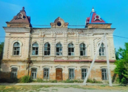 В Астраханской области в здании школы погиб 17-летний подросток