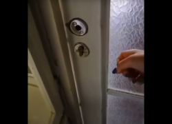 Дверь закрывают на ключ, воздуха нет: как относятся к пациентам в астраханской инфекционной больнице