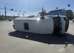 Что известно о состоянии людей, пострадавших в Астрахани после аварии с маршруткой