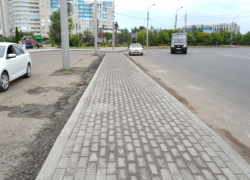 В Астрахани преобразился тротуар на Набережной Приволжского затона