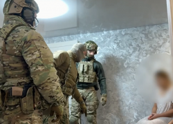 В Астрахани задержали банду мошенников и похитителей людей