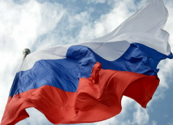 Подравшемуся с флагом России астраханцу вынесли приговор