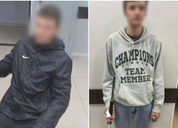 Астраханца избили телескопической указкой и ограбили