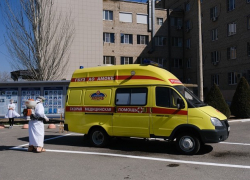 В Астрахани коронавирусом заразились врач и семеро детей