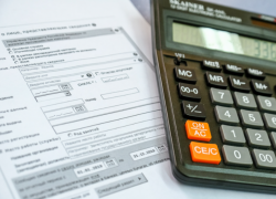 Игорь Мартынов поздравил астраханцев с Днем работника налоговых органов