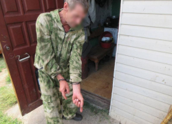 Под Астраханью пьяный охранник выстрелил в знакомого из ружья