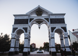 С новыми знаками в центре Астрахани можно будет передвигаться только по воздуху