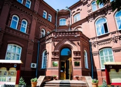 Более 400 раз семьи участников СВО посетили астраханские культурные мероприятия