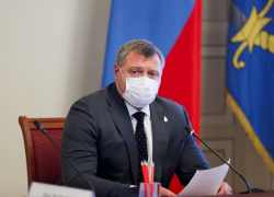 Курицы довольны, до собак доберутся: как прошло заседание правительства Астраханской области 