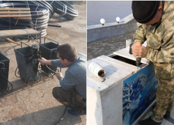 В Астрахани восстановили садово-парковую мебель после вандалов