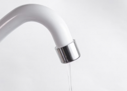 Из-за аварии жители левобережья Астрахани остались без воды