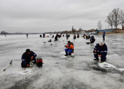 В КаспНИРХ назвали самые притягательные места для зимней рыбалки в Астраханской области