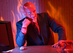 Астраханцам назвали 10 признаков работодателей, с которыми лучше не связываться