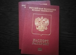 Астраханским детям для поездок заграницу больше не нужно свидетельство о рождении